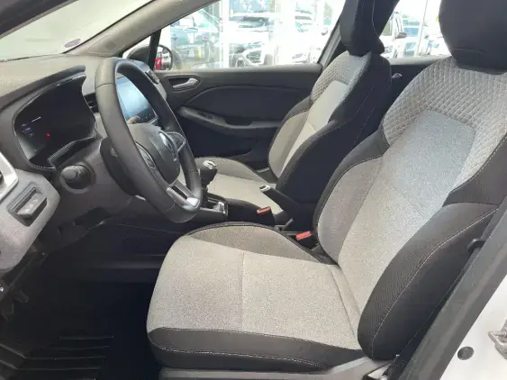 RENAULT CLIO V - voiture d'occasion - Photo 17
