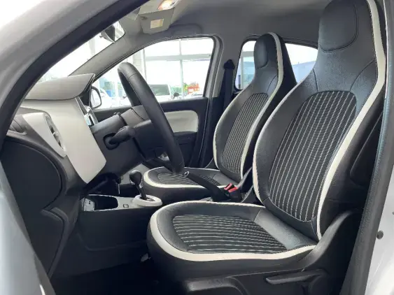 RENAULT TWINGO ELECTRIQUE III - voiture d'occasion - Photo 18