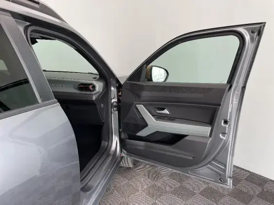 DACIA DUSTER III - voiture d'occasion - Photo 20