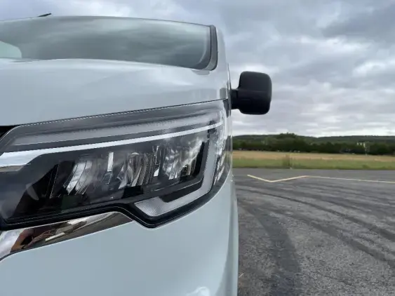 RENAULT TRAFIC FG III - voiture d'occasion - Photo 20