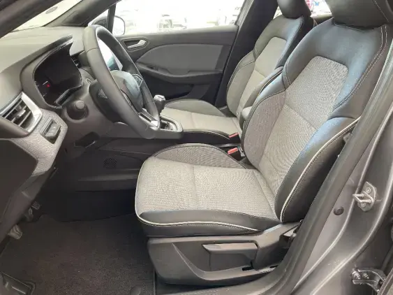 RENAULT CLIO V - voiture d'occasion - Photo 18