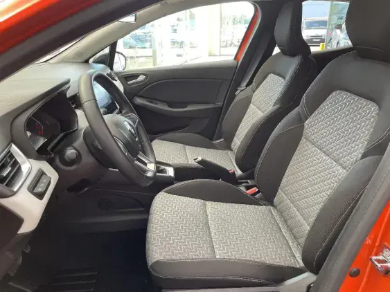 RENAULT CLIO V - voiture d'occasion - Photo 18