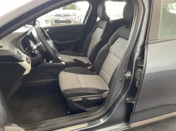 RENAULT CLIO V - voiture d'occasion - Photo 17