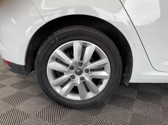 RENAULT MEGANE IV - voiture d'occasion - Photo 25