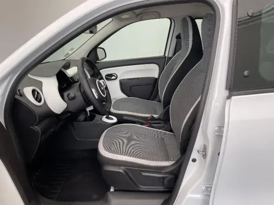 RENAULT TWINGO ELECTRIQUE III - voiture d'occasion - Photo 17