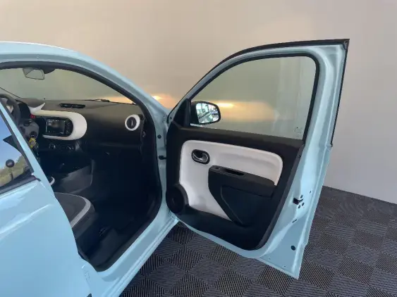 RENAULT TWINGO III - voiture d'occasion - Photo 18