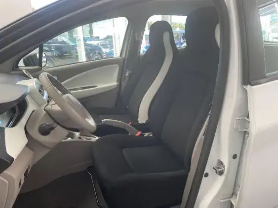 RENAULT ZOE - voiture d'occasion - Photo 16