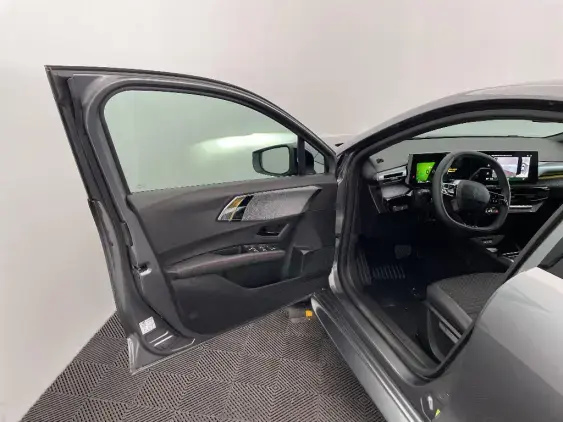 RENAULT CLIO VI - voiture d'occasion - Photo 19