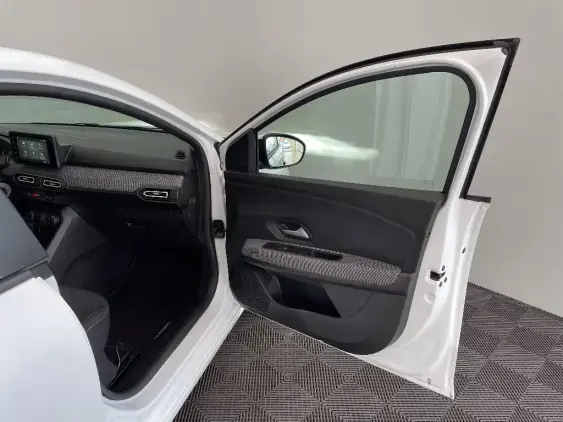 DACIA SANDERO III - voiture d'occasion - Photo 19