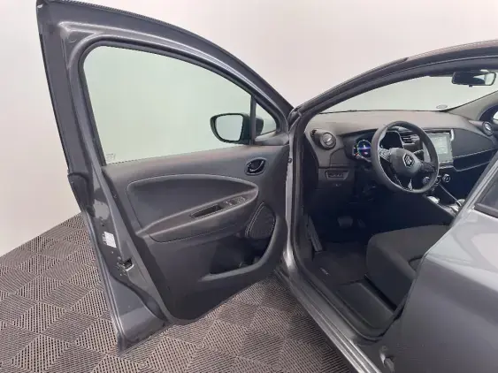 RENAULT ZOE - voiture d'occasion - Photo 17