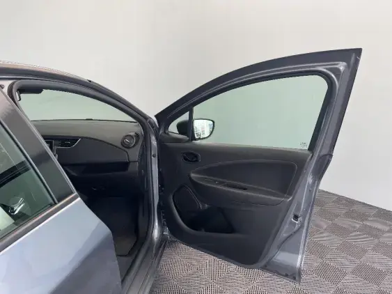 RENAULT ZOE - voiture d'occasion - Photo 18