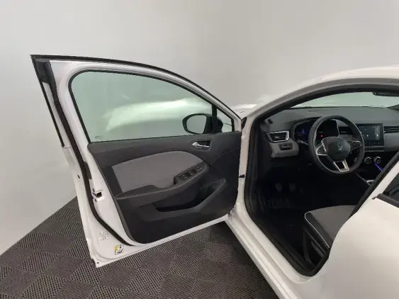 RENAULT CLIO V - voiture d'occasion - Photo 19