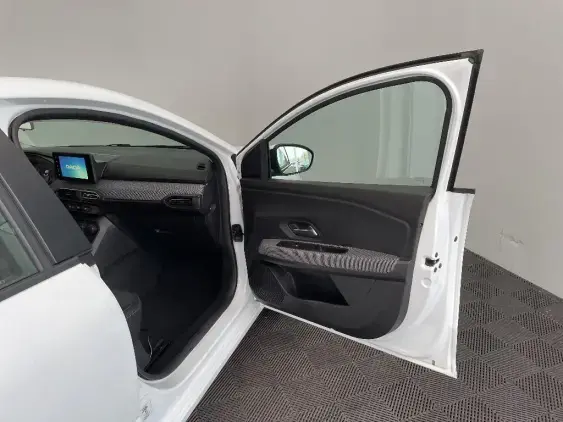 DACIA SANDERO III - voiture d'occasion - Photo 19