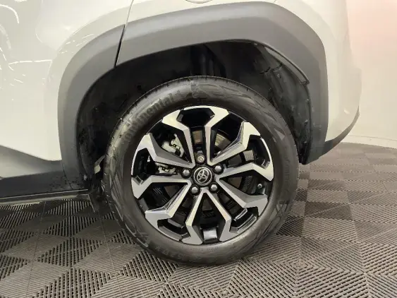 TOYOTA YARIS CROSS I - voiture d'occasion - Photo 24