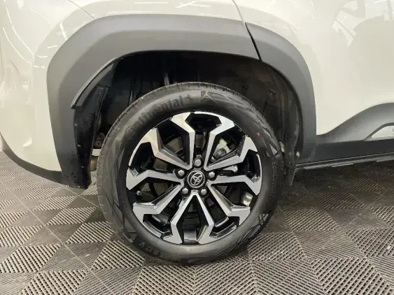 TOYOTA YARIS CROSS I - voiture d'occasion - Photo 25