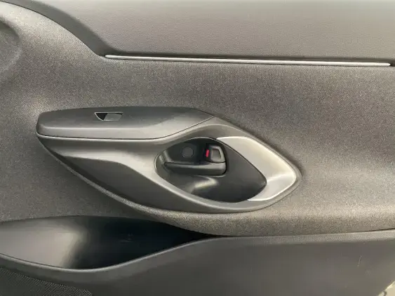 TOYOTA YARIS CROSS I - voiture d'occasion - Photo 20