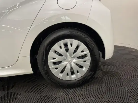 TOYOTA YARIS IV - voiture d'occasion - Photo 24