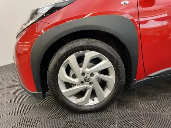 TOYOTA AYGO X - voiture d'occasion - Photo 23
