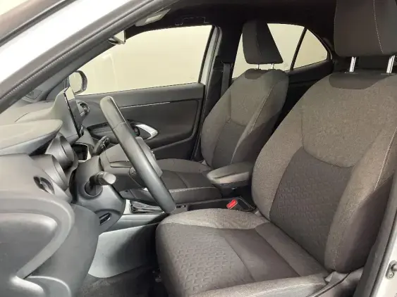 TOYOTA YARIS CROSS I - voiture d'occasion - Photo 18