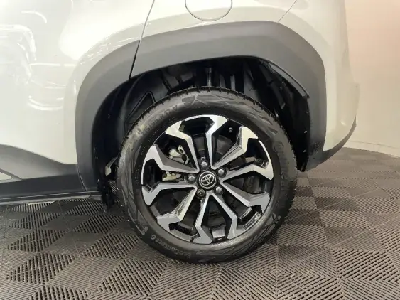 TOYOTA YARIS CROSS I - voiture d'occasion - Photo 24