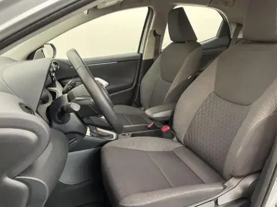 TOYOTA YARIS IV - voiture d'occasion - Photo 18