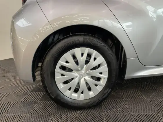 TOYOTA YARIS IV - voiture d'occasion - Photo 25