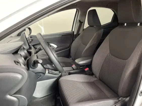 TOYOTA YARIS IV - voiture d'occasion - Photo 18