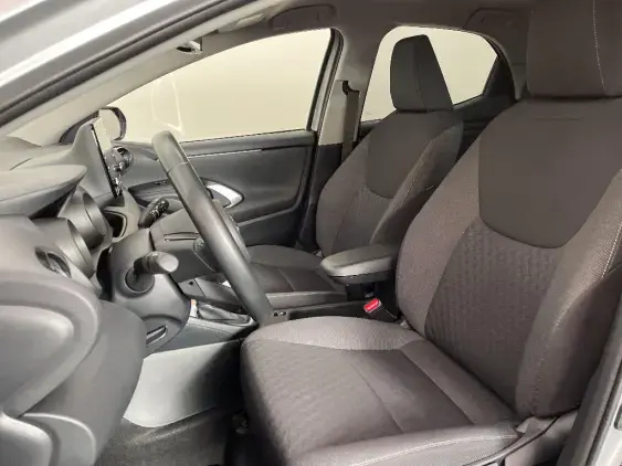 TOYOTA YARIS IV - voiture d'occasion - Photo 18