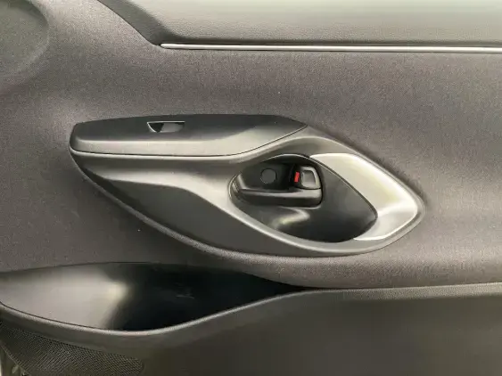 TOYOTA YARIS IV - voiture d'occasion - Photo 20