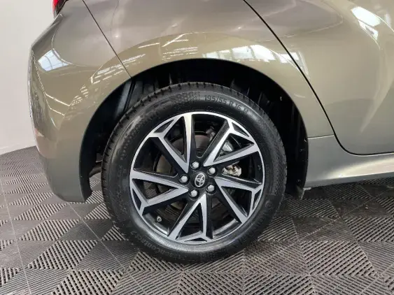 TOYOTA YARIS IV - voiture d'occasion - Photo 25