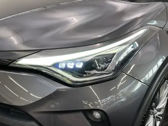 TOYOTA C-HR - voiture d'occasion - Photo 22