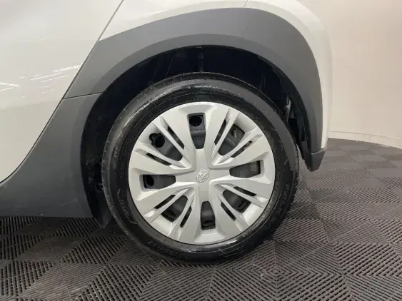 TOYOTA AYGO X - voiture d'occasion - Photo 24