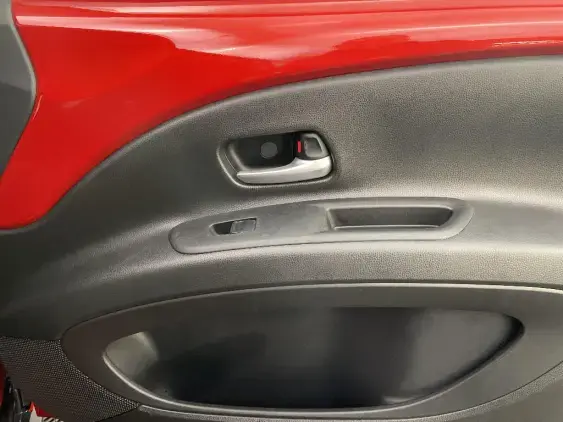 TOYOTA AYGO X - voiture d'occasion - Photo 20