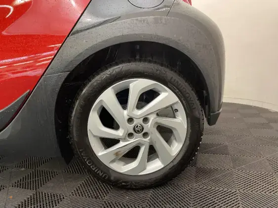 TOYOTA AYGO X - voiture d'occasion - Photo 24