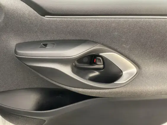 TOYOTA YARIS IV - voiture d'occasion - Photo 20