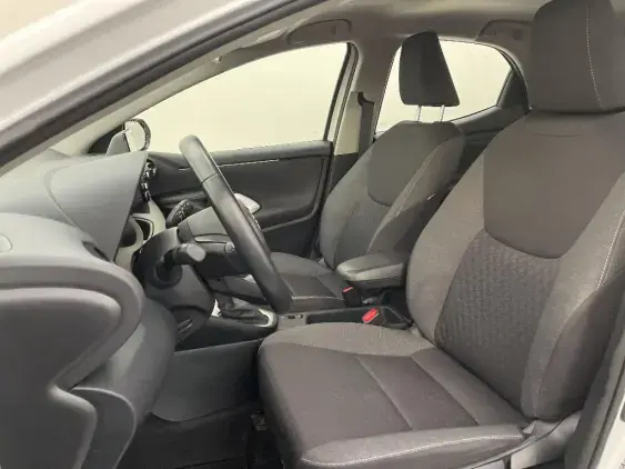 TOYOTA YARIS IV - voiture d'occasion - Photo 18