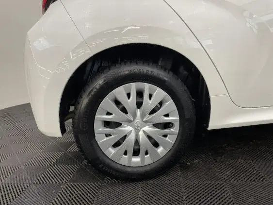 TOYOTA YARIS IV - voiture d'occasion - Photo 25