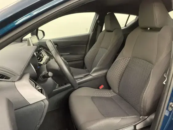TOYOTA C-HR - voiture d'occasion - Photo 18