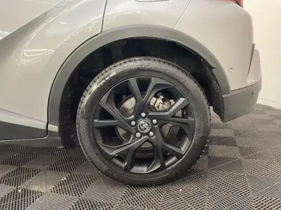 TOYOTA C-HR - voiture d'occasion - Photo 24