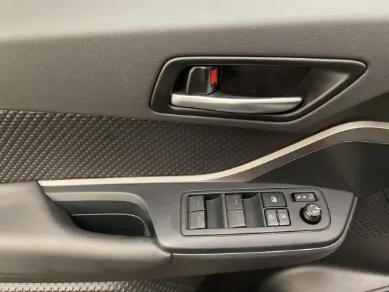 TOYOTA C-HR - voiture d'occasion - Photo 17