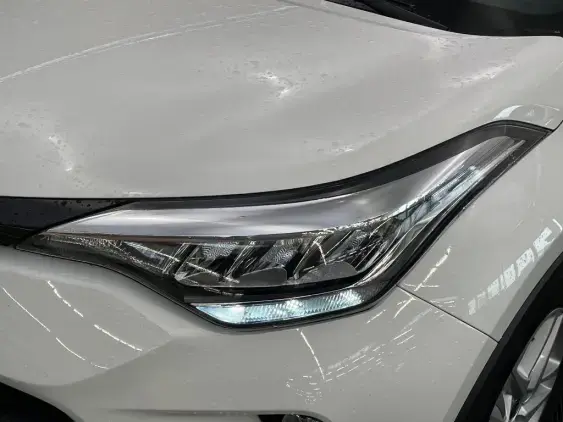 TOYOTA C-HR - voiture d'occasion - Photo 22