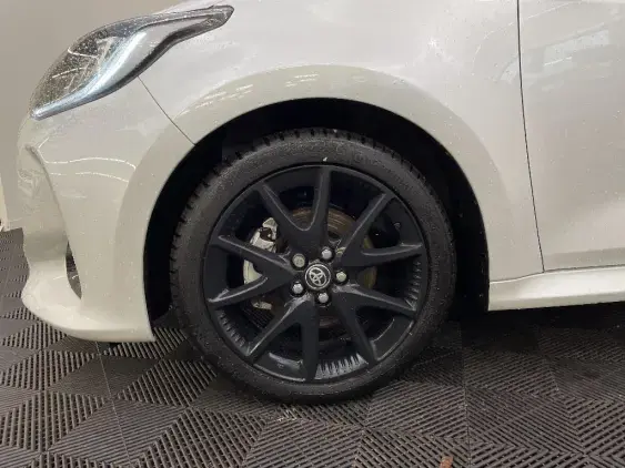 TOYOTA YARIS IV - voiture d'occasion - Photo 23