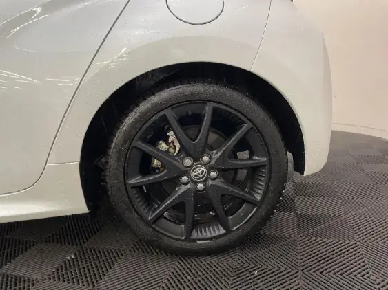 TOYOTA YARIS IV - voiture d'occasion - Photo 24