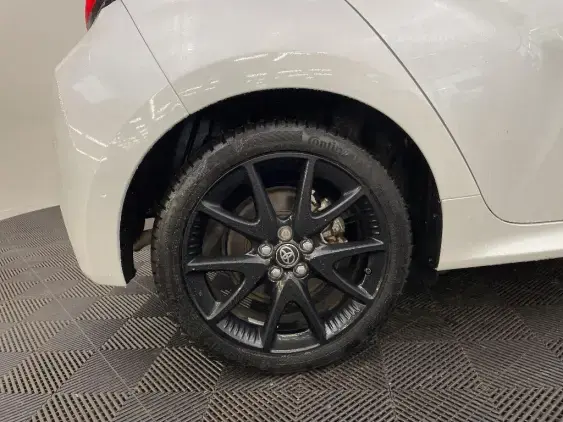 TOYOTA YARIS IV - voiture d'occasion - Photo 25