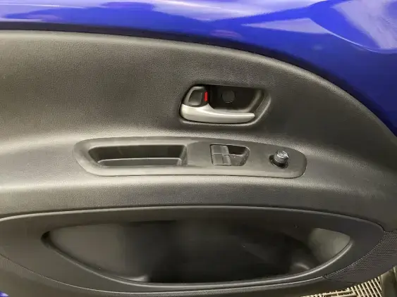 TOYOTA AYGO X - voiture d'occasion - Photo 19