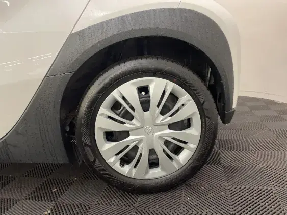 TOYOTA AYGO X - voiture d'occasion - Photo 24