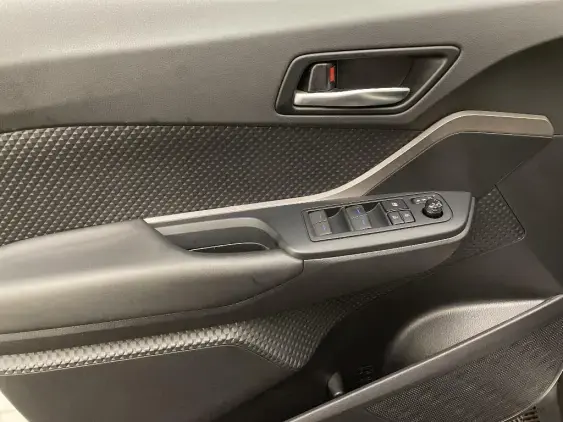 TOYOTA C-HR - voiture d'occasion - Photo 19