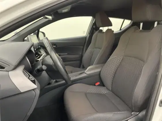 TOYOTA C-HR - voiture d'occasion - Photo 18