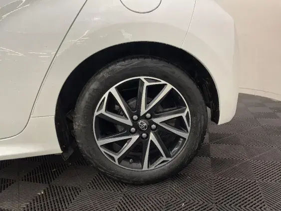 TOYOTA YARIS IV - voiture d'occasion - Photo 24