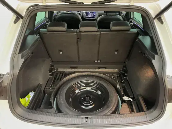 VOLKSWAGEN TIGUAN II - voiture d'occasion - Photo 17